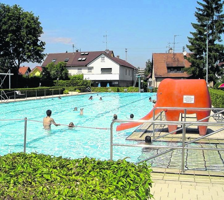 Auf das Hildrizhausener Freibad warten im kommenden Jahr umfangreiche Sanierungsarbeiten.  Bild: z