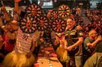 Der European Darts Grand Prix macht auf seiner Tour bereits das 14. Mal im Sindelfinger Glaspalast Station.