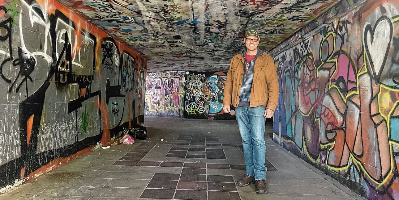 Michael Lamparter hat sich dafür eingesetzt, dass in der Unterführung legal gesprayt werden darf.