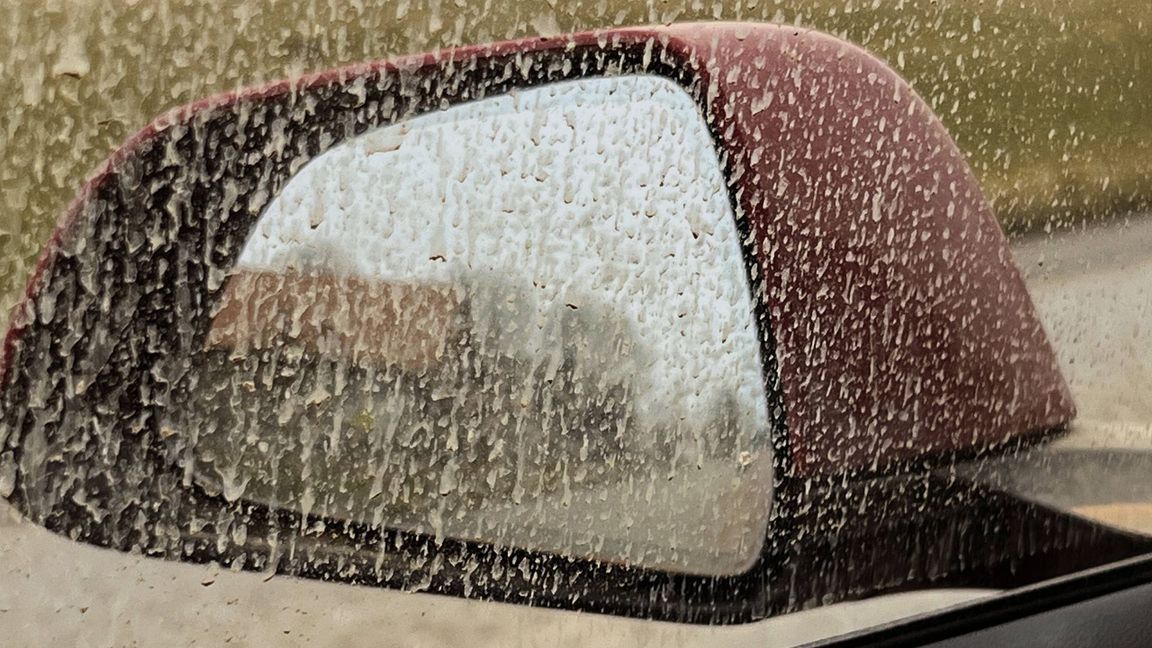 Vor allem in einer Region im Südwesten kann es am Dienstag nach Einschätzung des Deutschen Wetterdienstes zu einem leichten Blutregen kommen. (Archivbild)