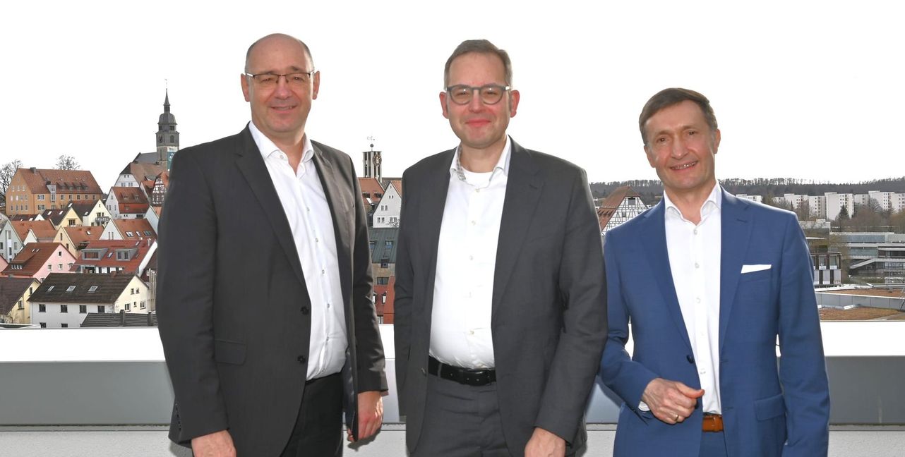 Der Vorstand der Kreissparkasse Böblingen berichtete in der Jahrespressekonferenz von einem kontinuierlichen Wachstum den Instuts. Von links: Oliver Braun, Michael Fritz (Vorsitzender) und Markus Linha.