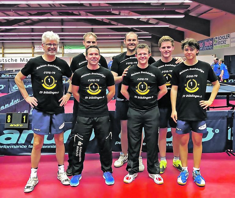 Die Böblinger Meistermannschaft: Gerd Arnold, Carsten Nestele (vorne), Ingo Elze (hinten), Dimitri Hecht, Daniel Wischemann, Timo Jagenteufel, Gordon Vogt (von links). Bild: Holzapfel