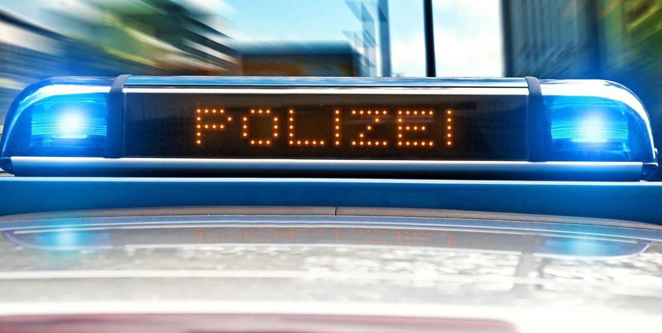 Die Polizei sucht Zeugen.