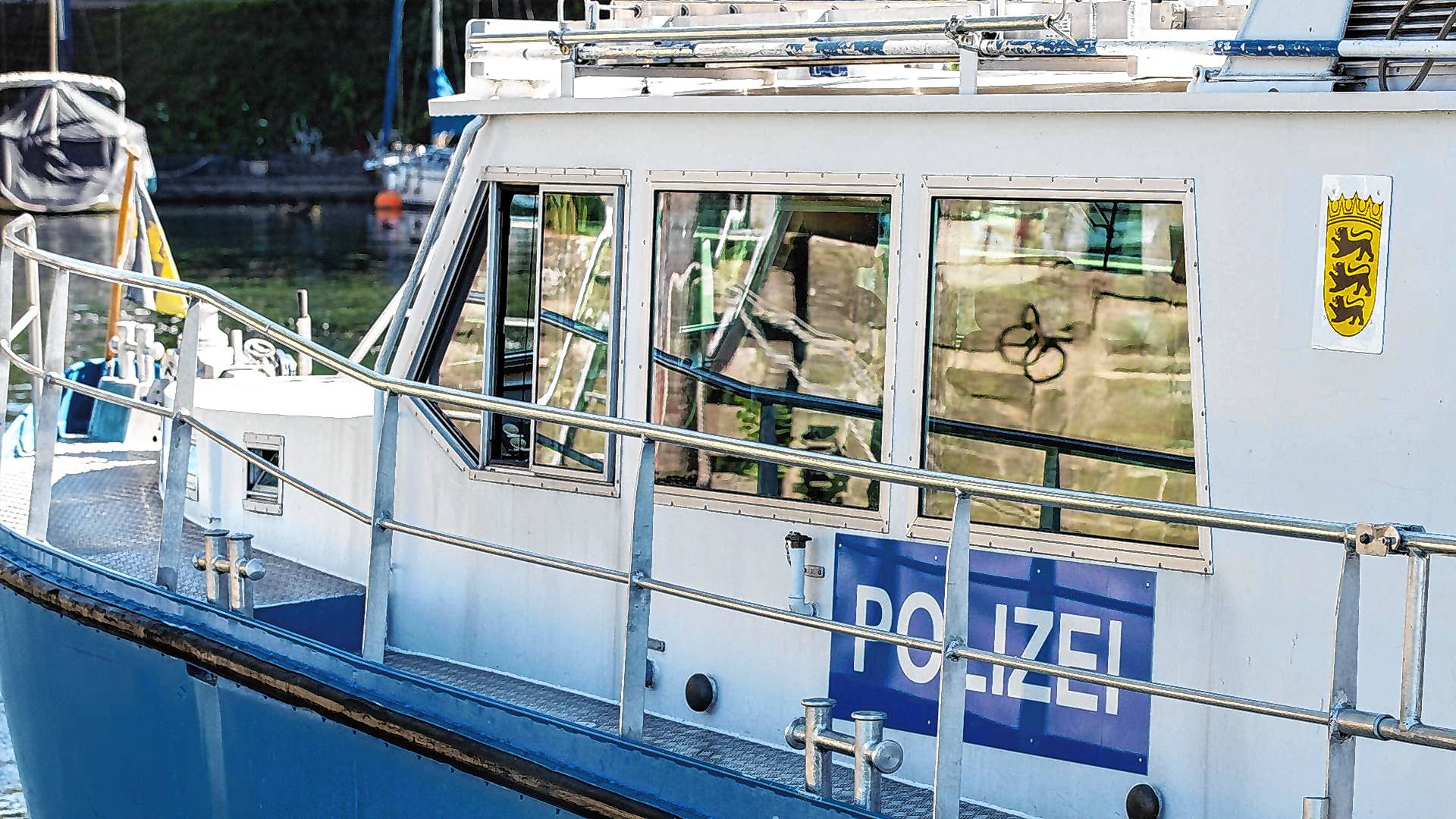 Im Bodensee entdeckten Kajakfahrer und eine Bootsfahrerin jeweils eine Leiche. (Symbolbild)