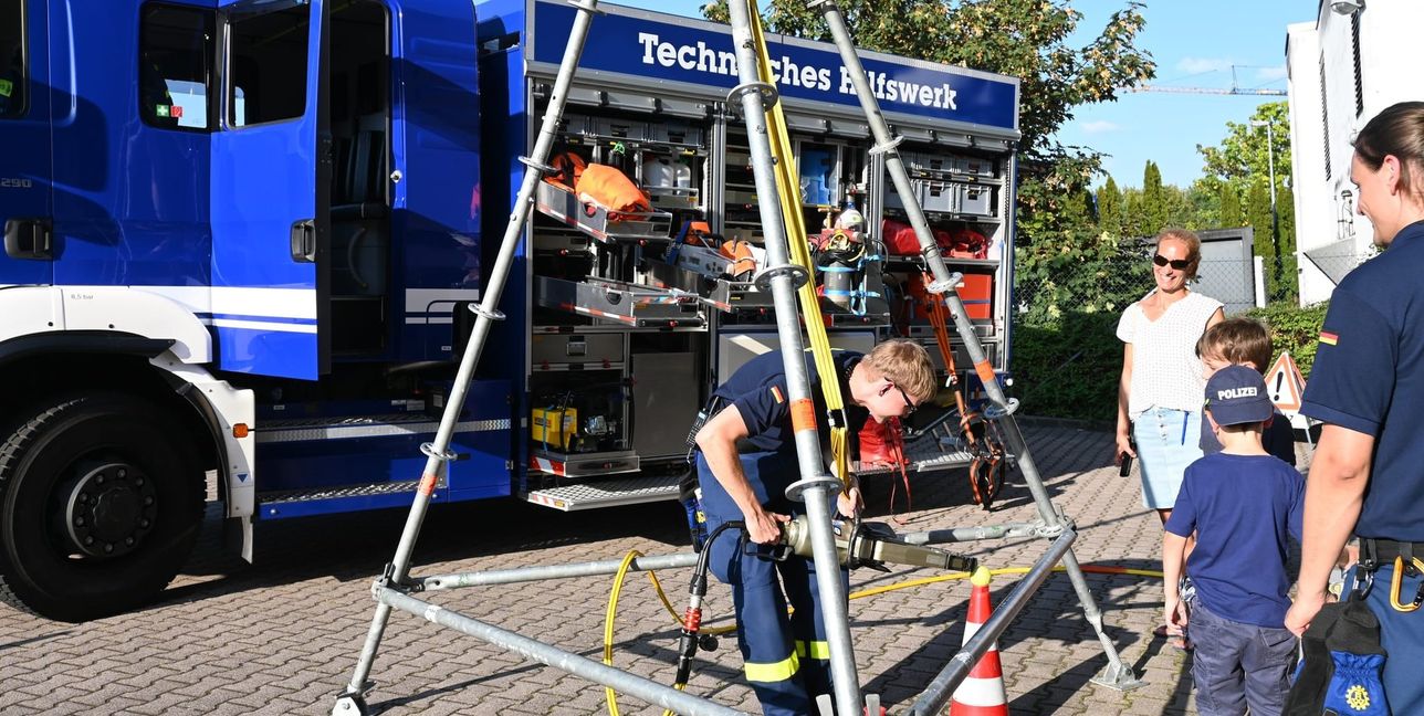 Jede Menge zu sehen gibt es beim Technischen Hilfswerk.