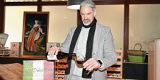 La dolce Vita: Holger Wieden schenkt leckere Weine ein und hat auch Pasta, Pesto und Olivenöl auf der Pfanne.
