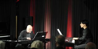 Mit ihrem Programm „Me(e)rry Christmas“ haben Lutz Gerlach und Ulrike Mai den letzten Kleinkunst-Termin dieses Jahres im so gut wie ausverkauften Alten Amtsgericht auf dem Böblinger Schlossberg bespielt - den Jahresabschluss werden die Veranstalter am 20. Dezember in der Kongresshalle Böblingen mit dem Jahres-Highlight „Comedy Festival Böblinger Mechthild 2025“ feiern.