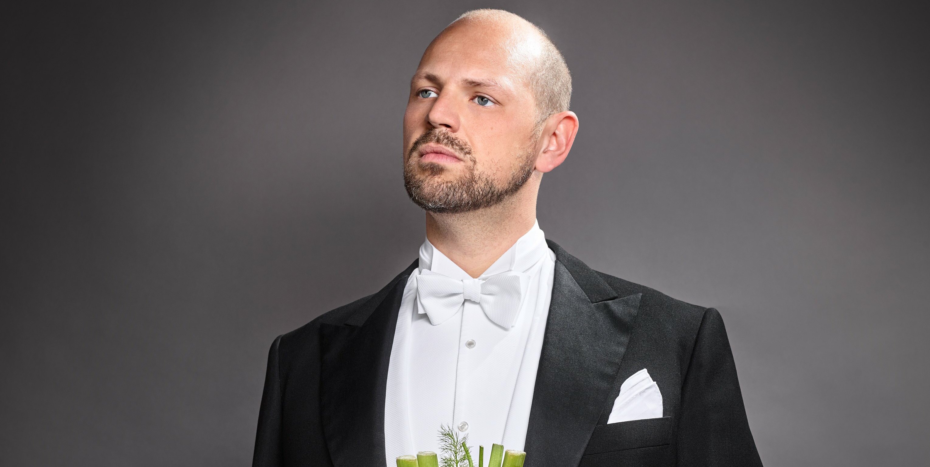 Wenn sich Johannes Held in Pose wirft, dann mit Humor.