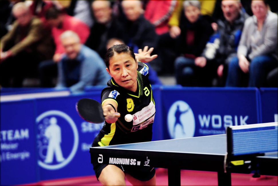 Gärtringerin Qianhong Gotsch spielt bei dem Team aus Oberbayern an Position zwei hinter Annett Kaufmann. Bild: photostampe/A