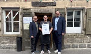 Die Pizzeria Italvino befindet sich in der Oberen Vorstadt 19. Weitere Informationen unter
www.sifi-eats.de/restaurant/pizzeria-italvino