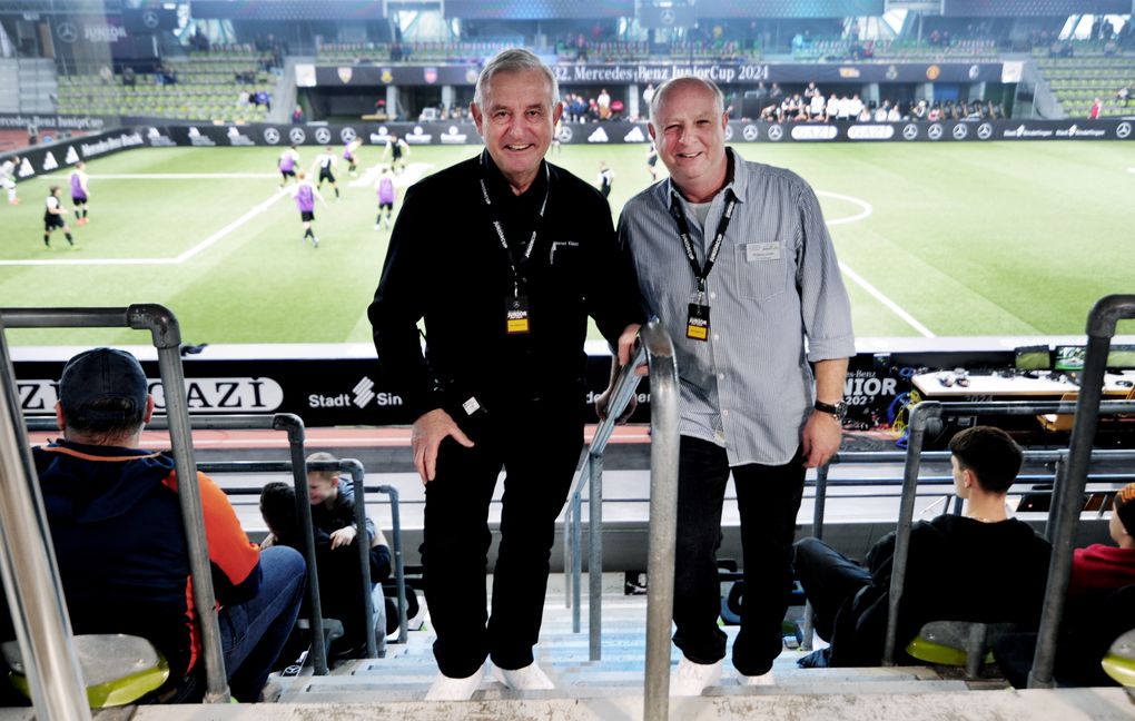 Macher im Glaspalast: GSV-Fußballboss Werner Klauß und Wolfgang "Atze" Achatz vom VfL Sindelfingen. Bild: Photostampe