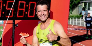 Geschafft: Ralf Mickeler nach seinem erfolgreichen 5-Kilometer-Lauf beim Holzgerlinger Waldtrail. Bild: photostampe