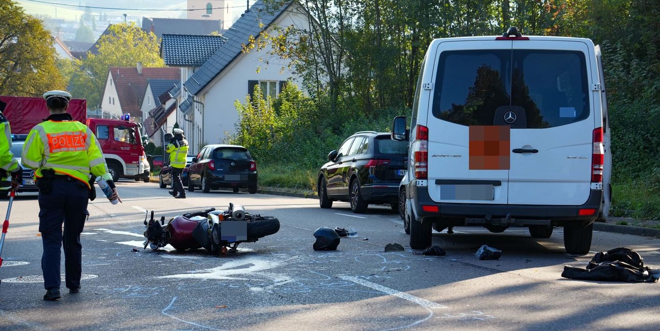 Die Simmozheimer Straße war mehrere Stunden lang gesperrt. Bild: SDMG/Dettenmeyer
