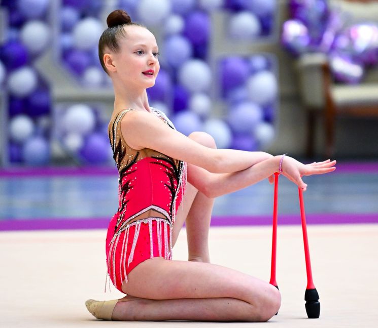 Alexandra Klippert mit den Keulen.