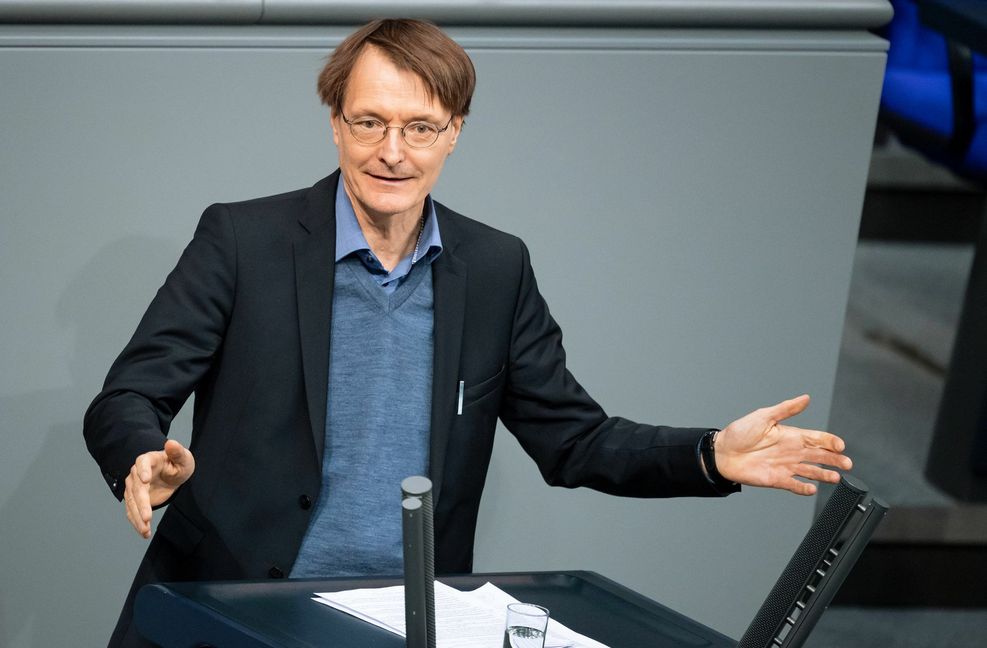 Karl Lauterbach ist im Internet zur Zielscheibe Foto: dpa/Bernd von Jutrczenka