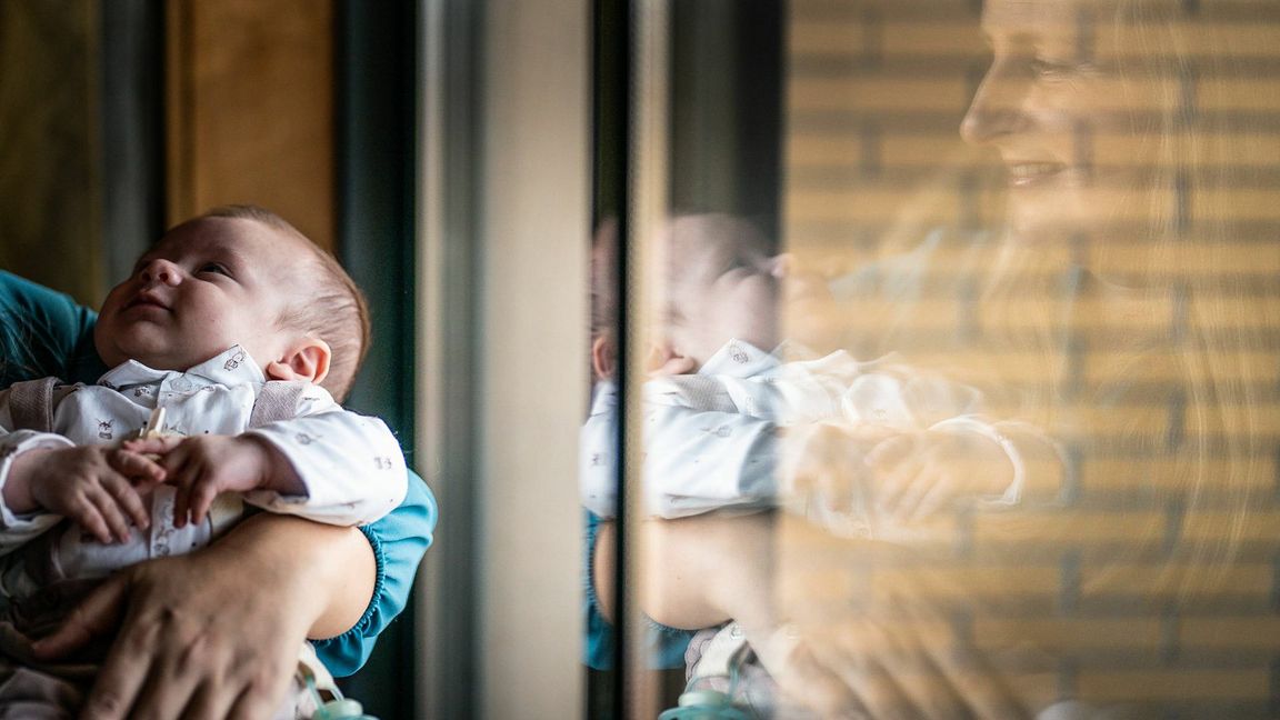 Elternschaft kann bei Paaren mit Kinderwunschbehandlung idealisiert werden.