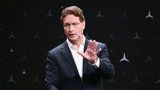 Ola Källenius setzt sich dafür ein, die bisherigen Pläne der EU für ein Verbrenner-Aus zu stoppen.