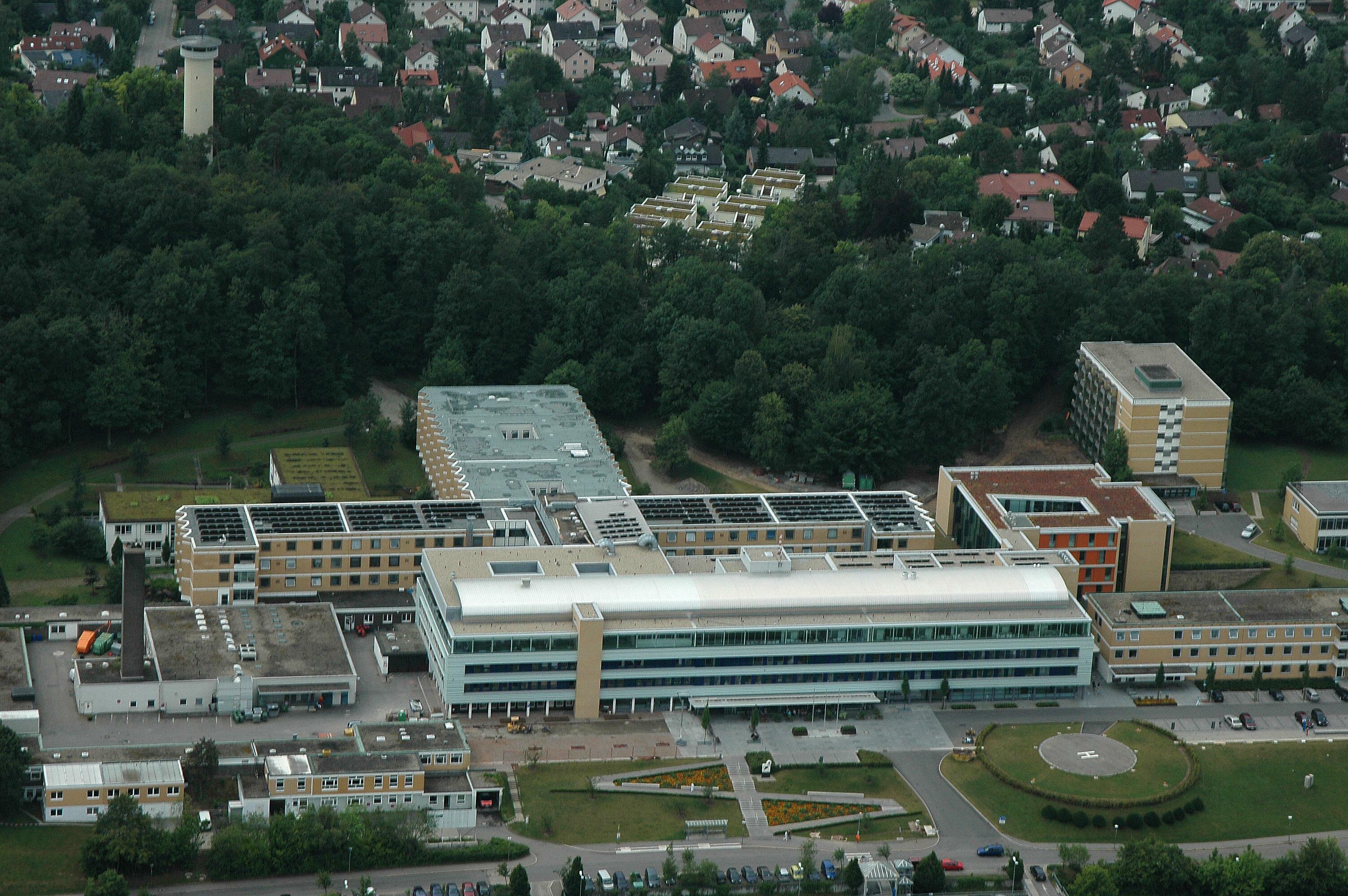 Das Krankenhausgelände soll von der Stadt zurückgekauft werden, fordert die Böblinger CDU im Gmeindrat in einem Antrag. Bild: Stampe/A
