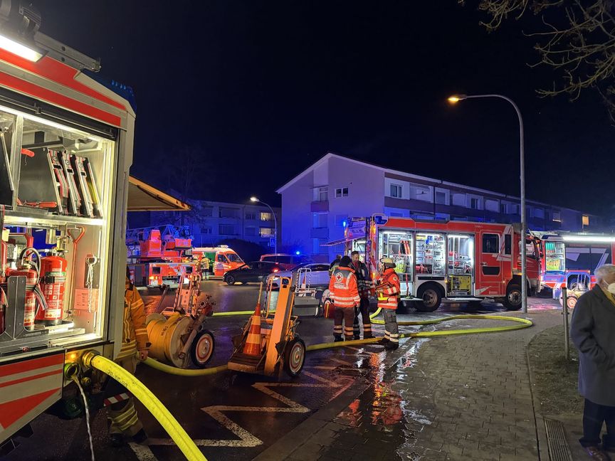 Großeinsatz in der Theodor-Heuss-Straße.