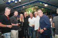 Superstimmung bei der Sommernachtsparty im Maichinger Festzelt.