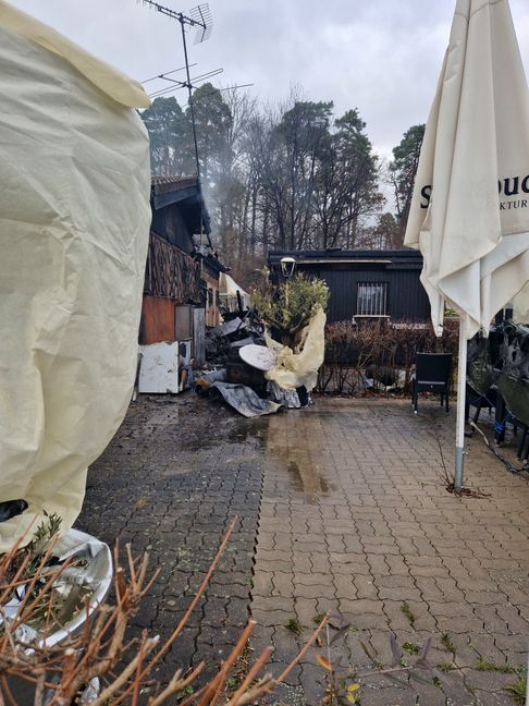 Verkohlte Reste nach dem Brand  in der Beckenklinge. Bild: Jung