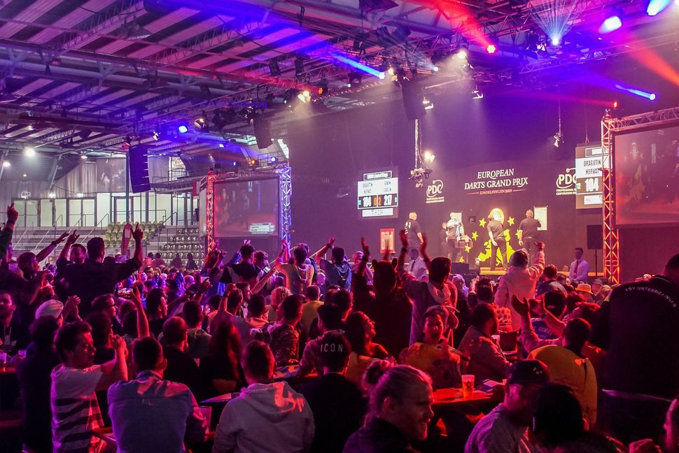 Der Glaspalast ist wieder das Mekka der Darts-Fans. Bild: Dettenmeyer/A