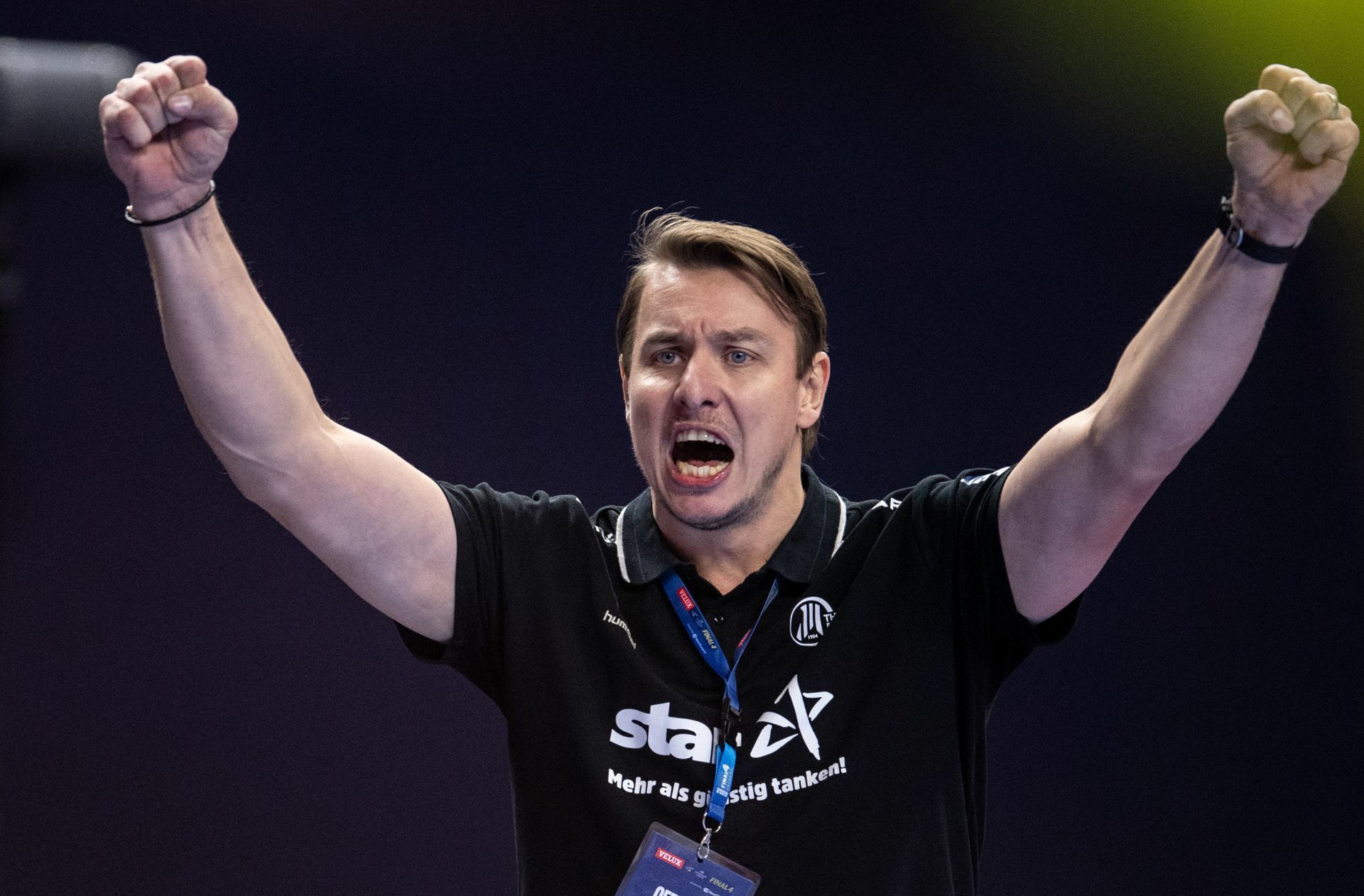 Lebt die Siegermentalität vor: Kiels Trainer Filip Jicha.