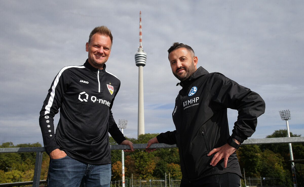 Trainer-Austausch vor dem Derby unterm Fernsehturm: Markus Fiedler (VfB II) und Mustafa Ünal (Kickers/re.)