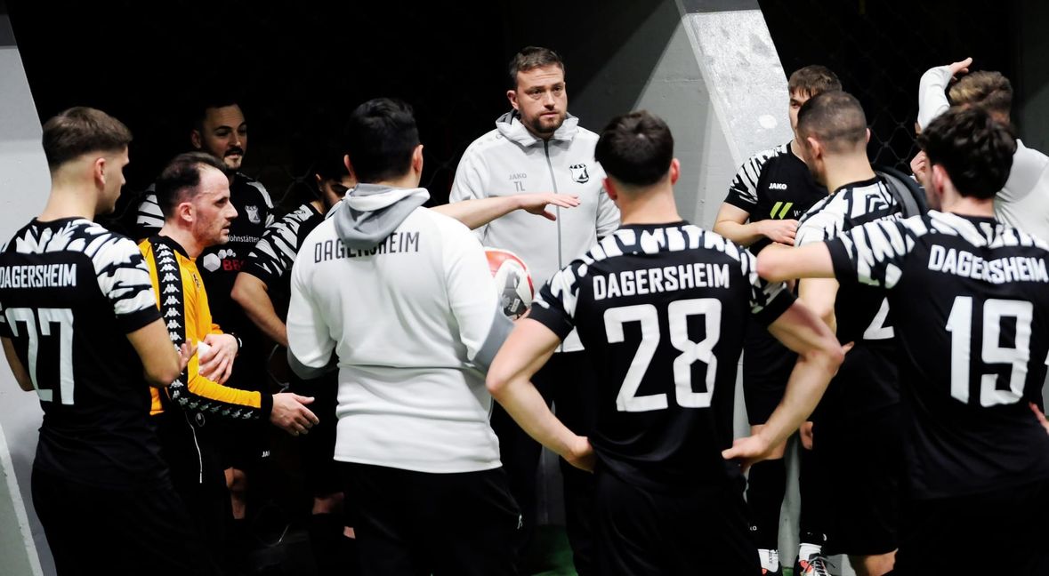 Dagersheims Trainer Tim Lehle scheint die richtigen Worte gefunden zu haben. Der TSV ist am Sonntagmorgen bei der Zwischenrunde im Glaspalast dabei.