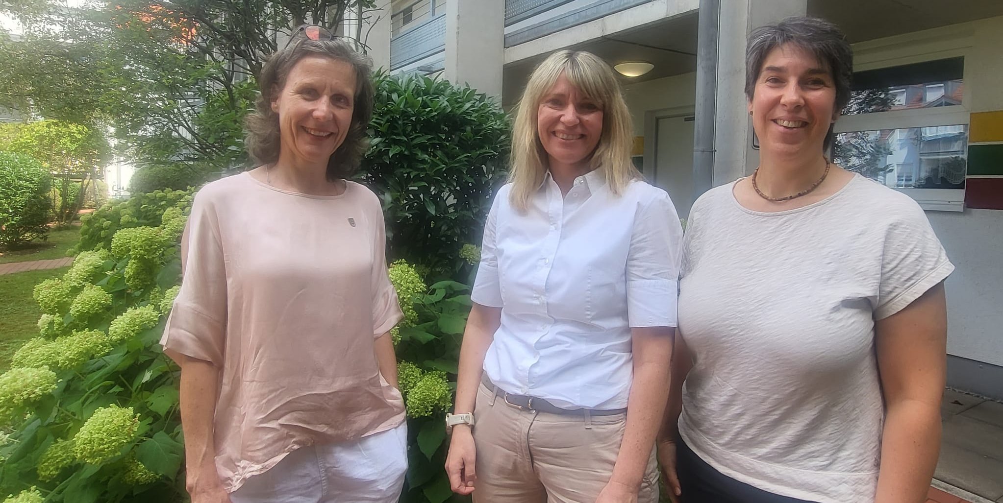 Friederike Korölus, Seniorenbeauftragte der Stadt Sindelfingen, Renate Spieler, Geschäftsführerin der ökumenischen Sozialstation Sindelfingen, Christine Hummel-Mayer, Leiterin der Fachstelle Hausbesuch Sindelfingen.