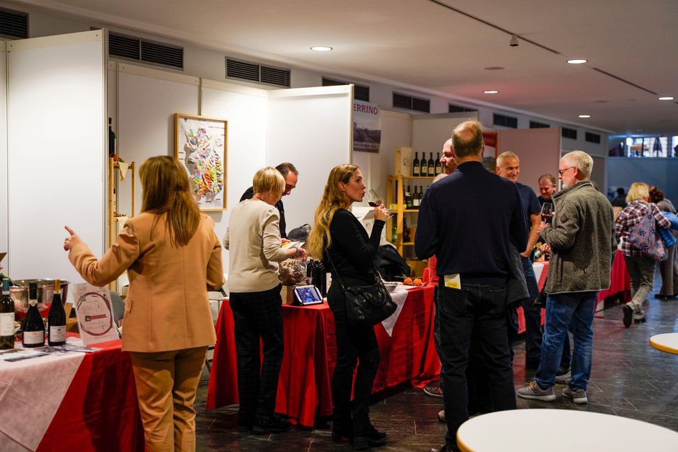Die Bodega, ein kleiner Markt im Foyer, bietet Gelegenheit zum Einkauf von Spezialitäten.