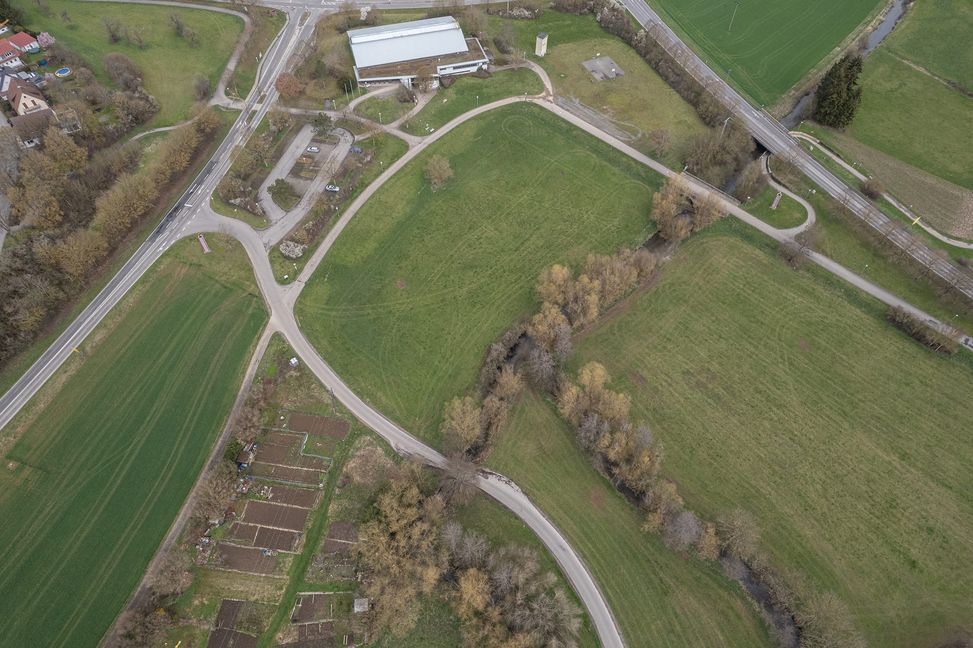 In diesem Bereich erfolgen die Arbeiten an der Würm mit einer neuen Brücke.