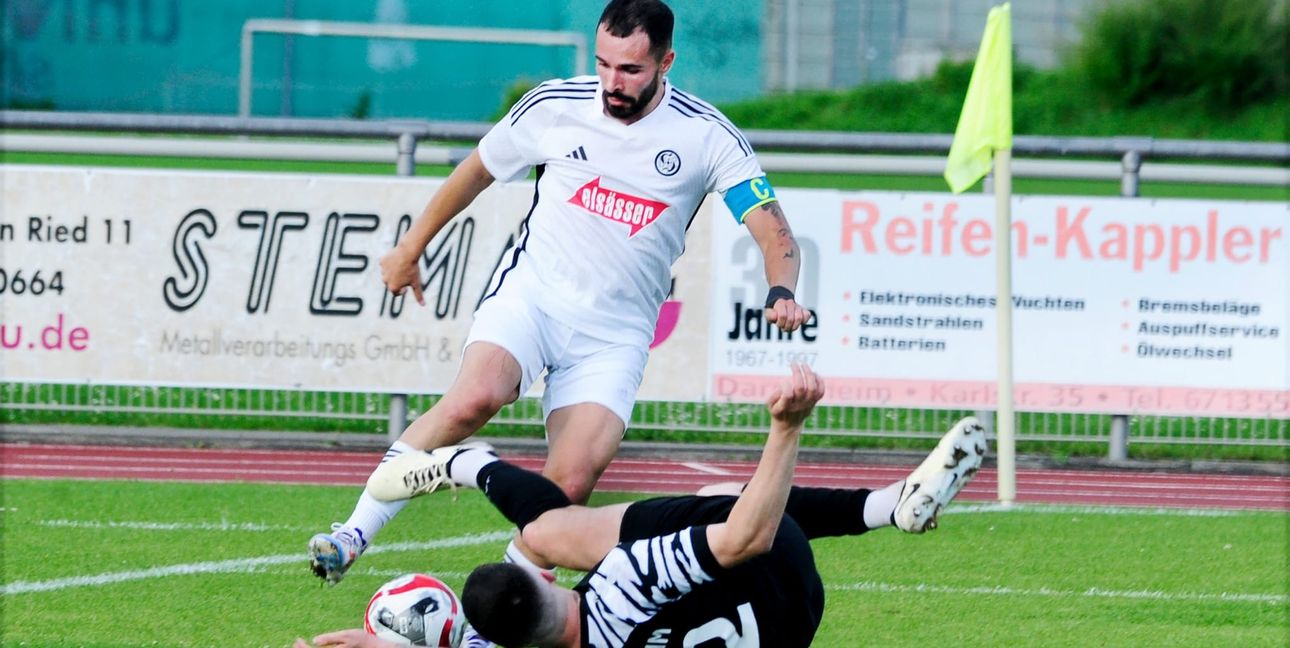 Härtetest: Andre Simao und der VfL Sindelfingen erwarten um 13 Uhr den Verbandsligisten TV Echterdingen.