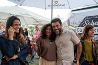 Der Salsa-Abend in Sindelfingen lockte zahlreiche Besucherinnen und Besucher auf die Kleine Mercedesstraße.