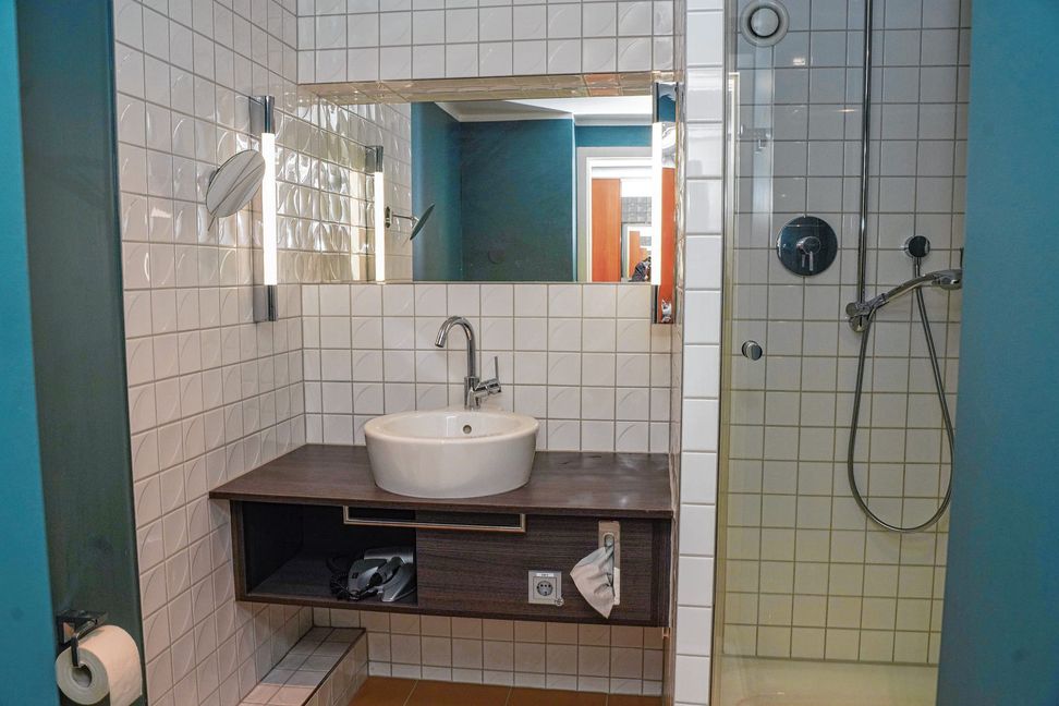 Wichtig ist dem Landkreis, dass die Bewohner der Unterkunft eigene Sanitärbereiche haben.