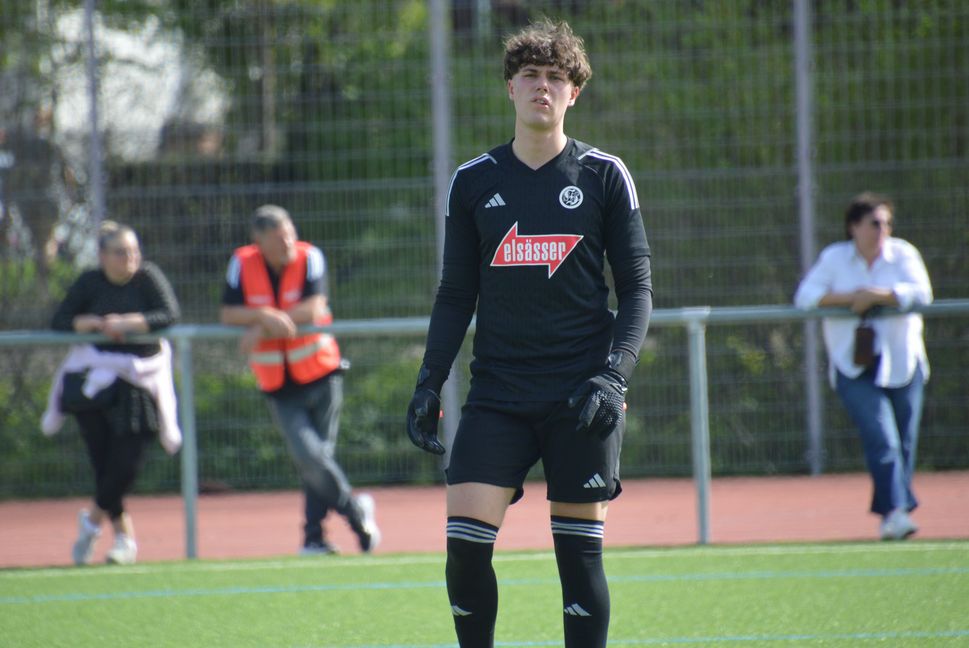 Die schwarze Katze im Tor des VfL Sindelfingen: Maurice Zivny wird auch im Spiel beim SV Wittendorf den Vorzug vor dem angeschlagenen Alexander Bachmann bekommen.Bild: Zvizdiç