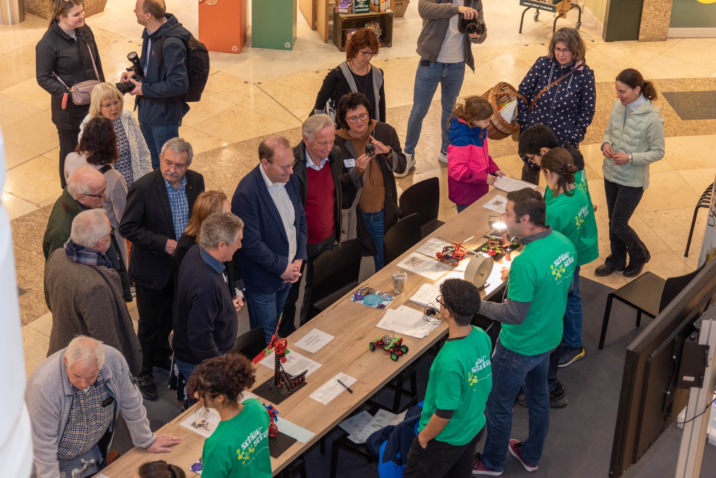 200 Schüler beteiligen sich dieses Jahr an der Ausstellung. Bild: Nüßle/A