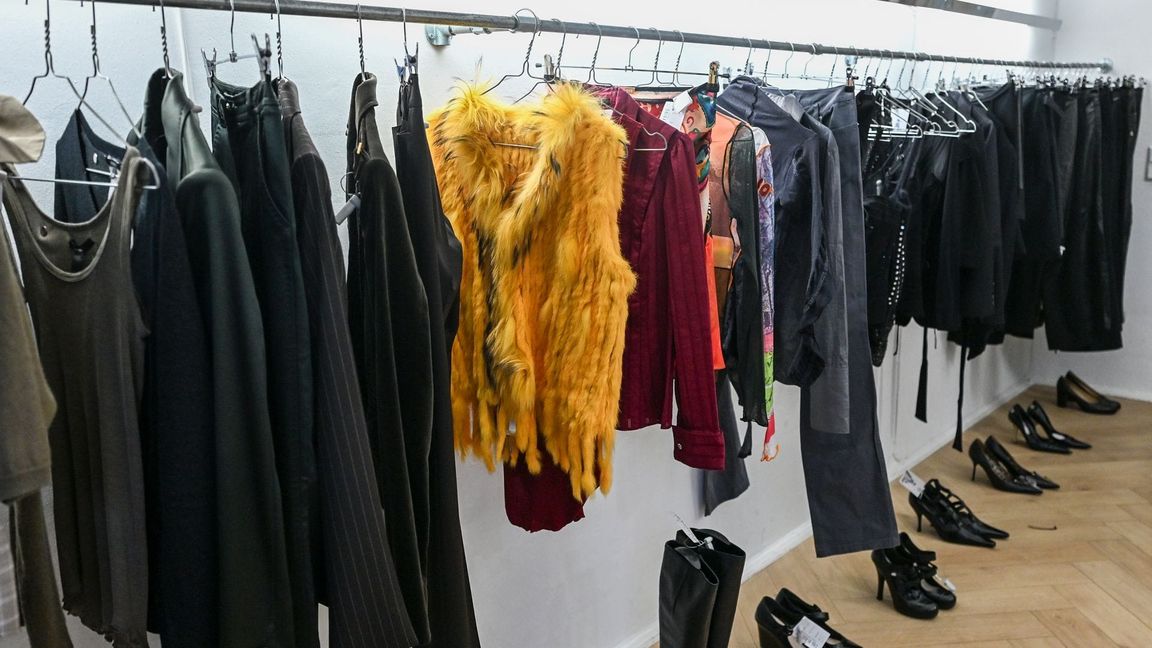 Pelze im modernen Look sind in Second-Hand-Läden zu finden.