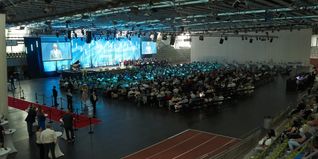Über 1000 Gäste beim OB-Abschiedsfest im Glaspalast.