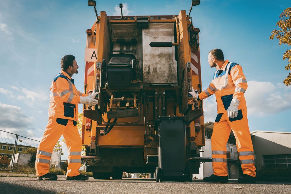 Wann das Müllauto kommt, erfährt man im Kreis Böblingen künftig nur noch im Internet. 
Bild: Kzenon/Adobe Stock