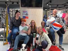 Das Foto soll die Energie und gute Stimmung rüberbringen, die an diesem Tag angesagt ist.