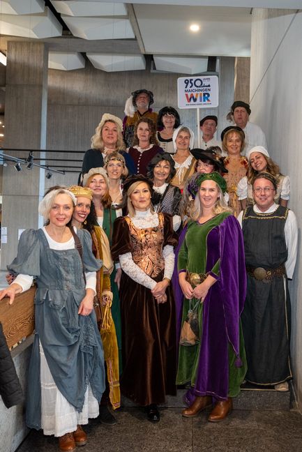 Eine Abordnung aus Maichingen kam stilecht zum 950 Jahre Jubiläum.
