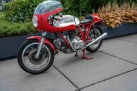 Classic & Coffee im Mecedes-Benz-Kundencenter in Sindelfingen.