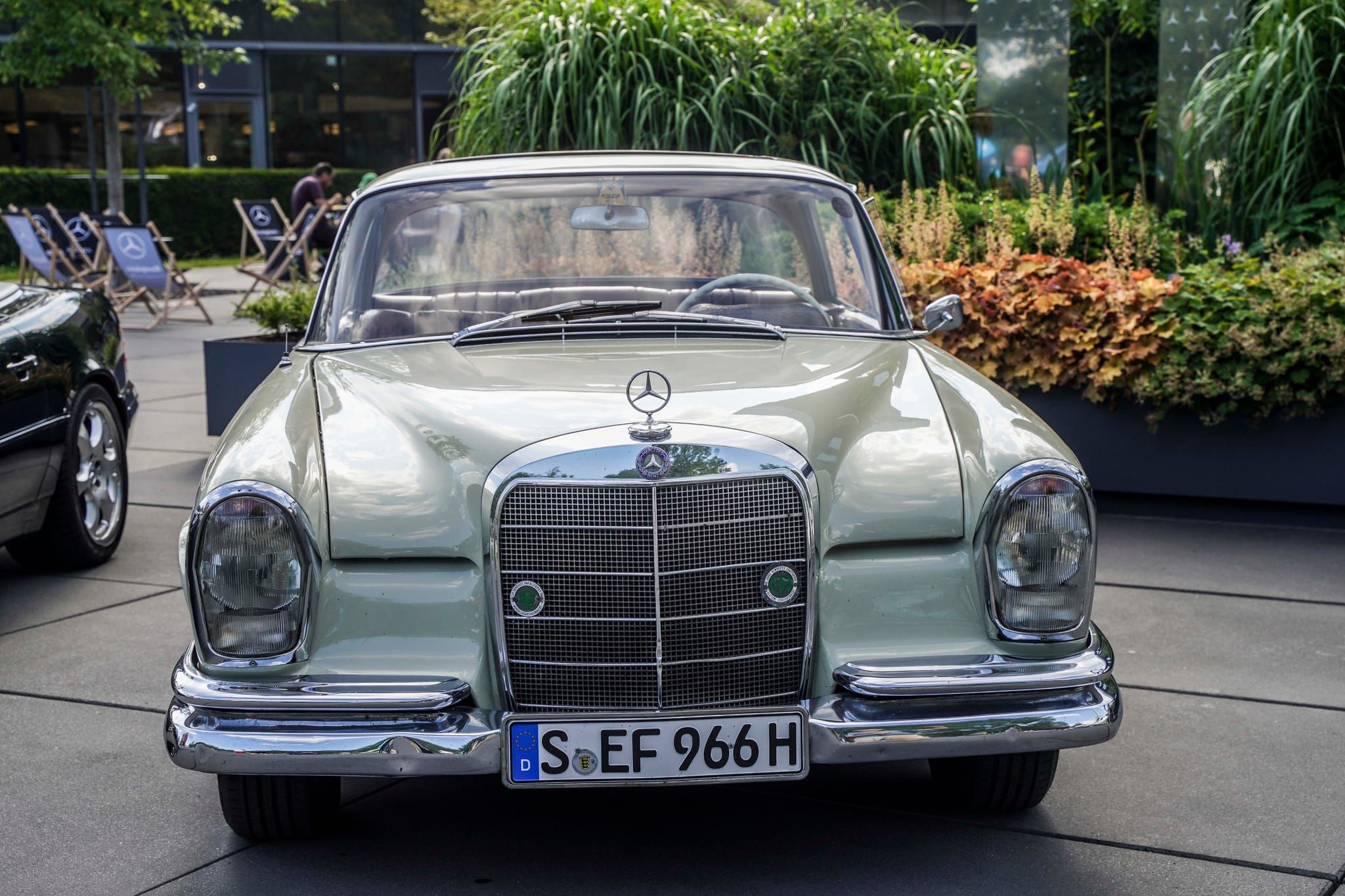 Classic & Coffee im Mecedes-Benz-Kundencenter in Sindelfingen.