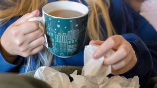 Leben zwischen Tee und Taschentüchern (Symbolbild)