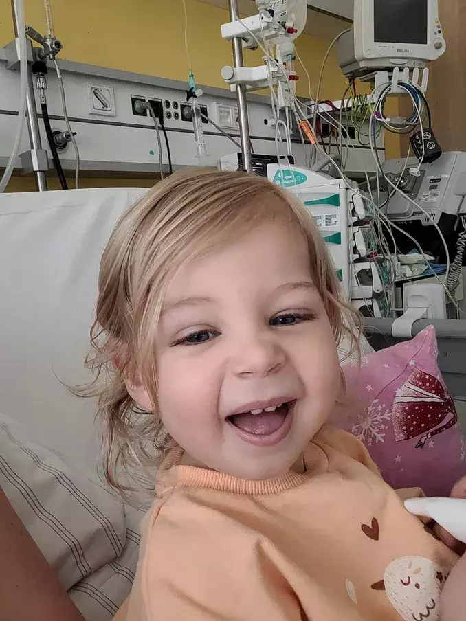 Die zweijährige Emma.    Bild: DKMS