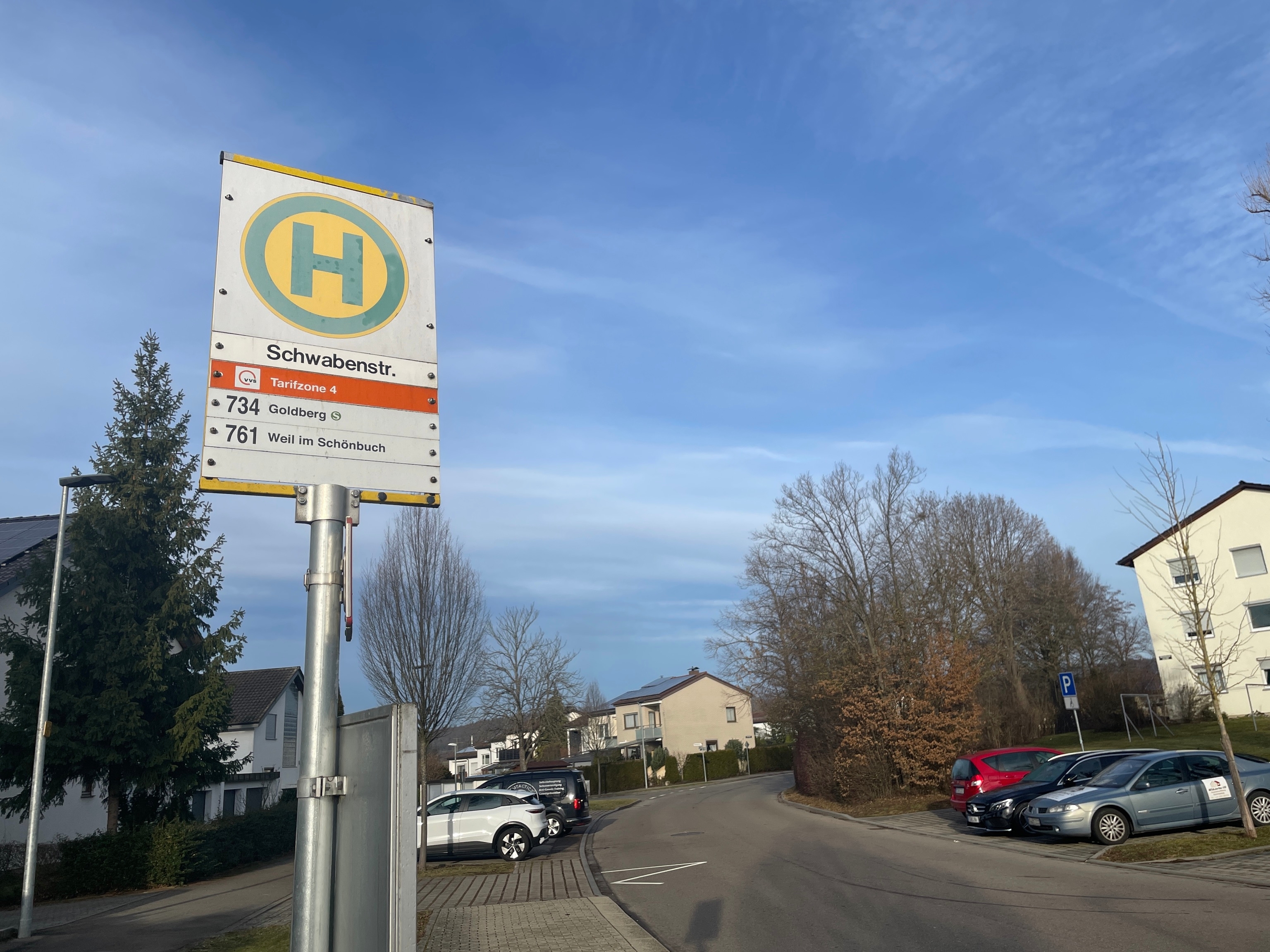 Die Busline 761 fährt unter anderem über die Schwabenstraße, die Seestraße und dann weiter nach Weil im Schönbuch. Bild: Kalus
