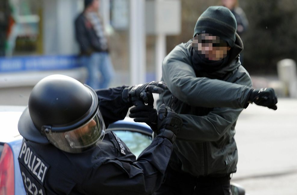 Angriff auf einen Polizisten: Die Zahlen sind alarmierend.