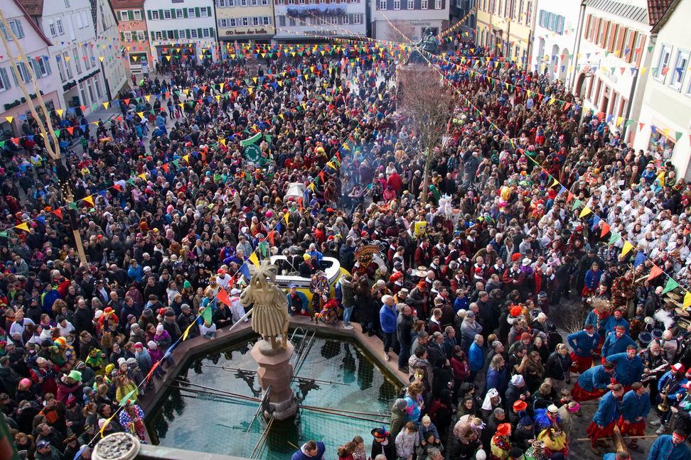 Narrensprung in Weil der Stadt. Bild: Dettenmeyer