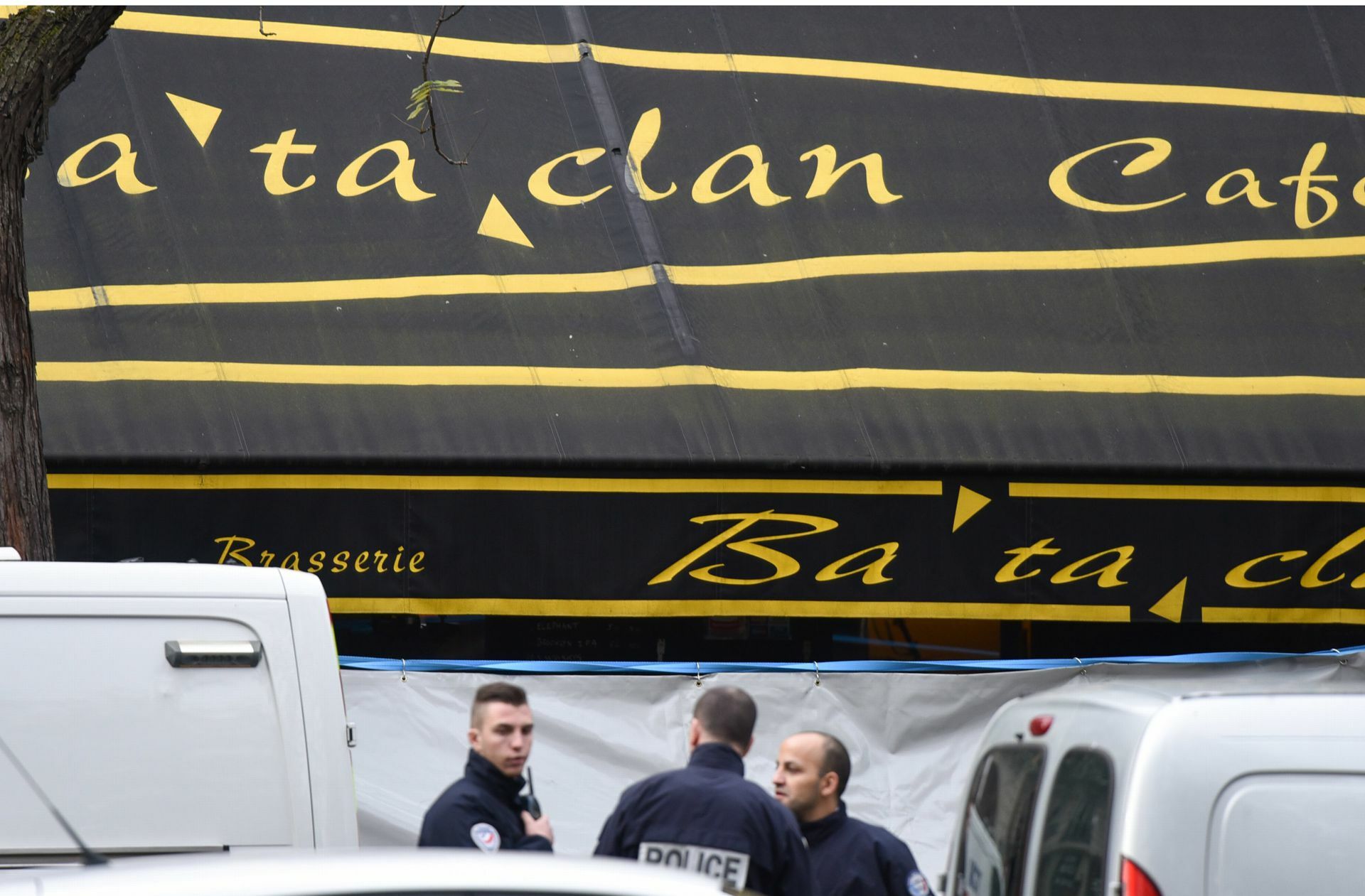 Im Jahr 2015 sind im Pariser Konzertsaal Bataclan bei einem Terroranschlag islamistischer Attentäter 130 Menschen ermordet worden.